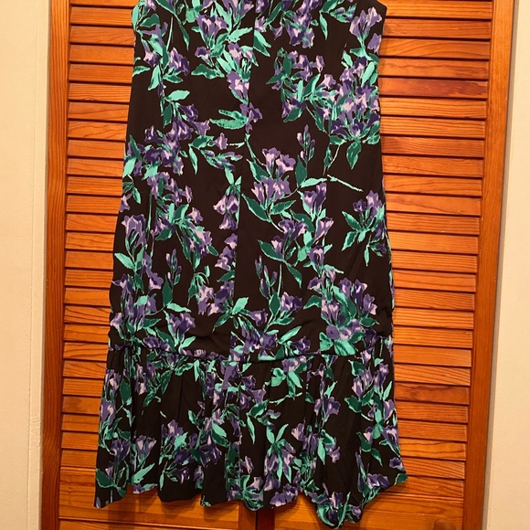 Green Floral AnnTaylor Cap Sleeve Shift Dress💐 - Picture 9 of 9